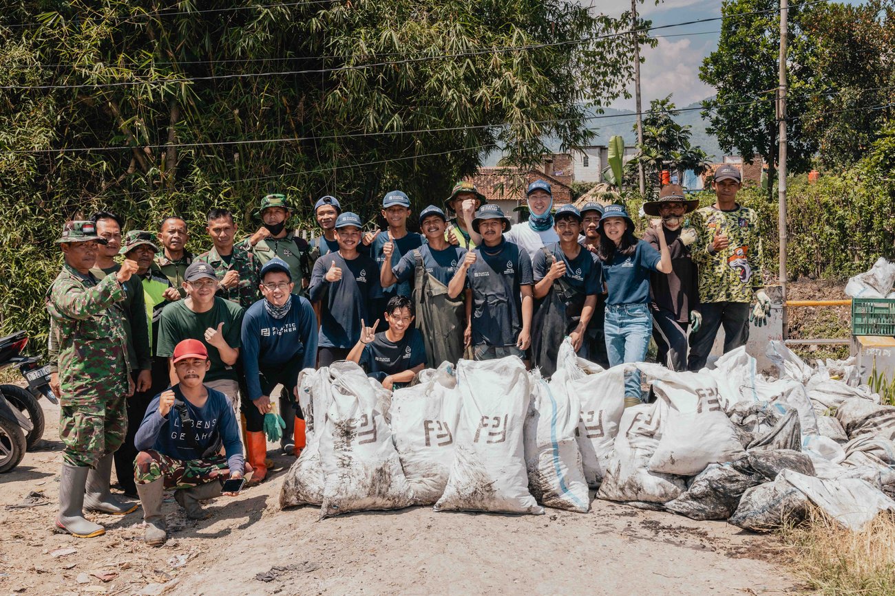 Plastic Fischer collecting River Plastics in Bandung, Indonesia